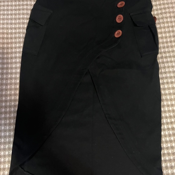 Muy Muy black skirt - Picture 3 of 3